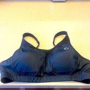 Moving Comfort Sports Bra. Back Closure. L (36CD-38C) Black